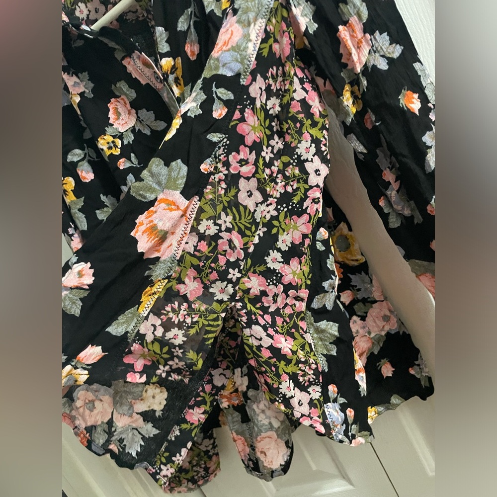 Free People Hold on to me floral L/S blouse, Small - Picture 10 of 14